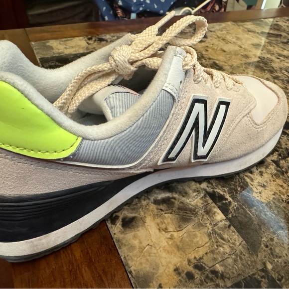 New Balance 574 - Picture 4 of 6
